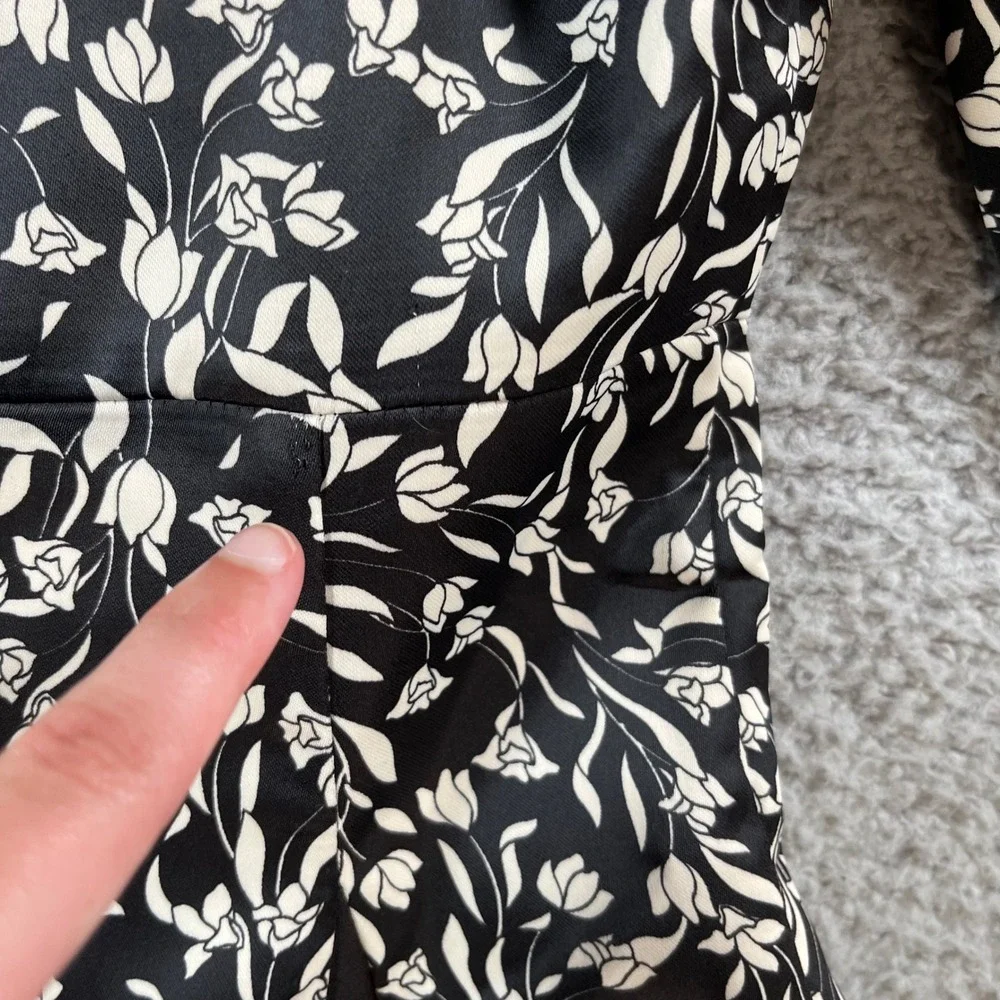 Lovers + Friends Size XS Dress Floral Print Puff Sleeve Square Neck Mini Black‎